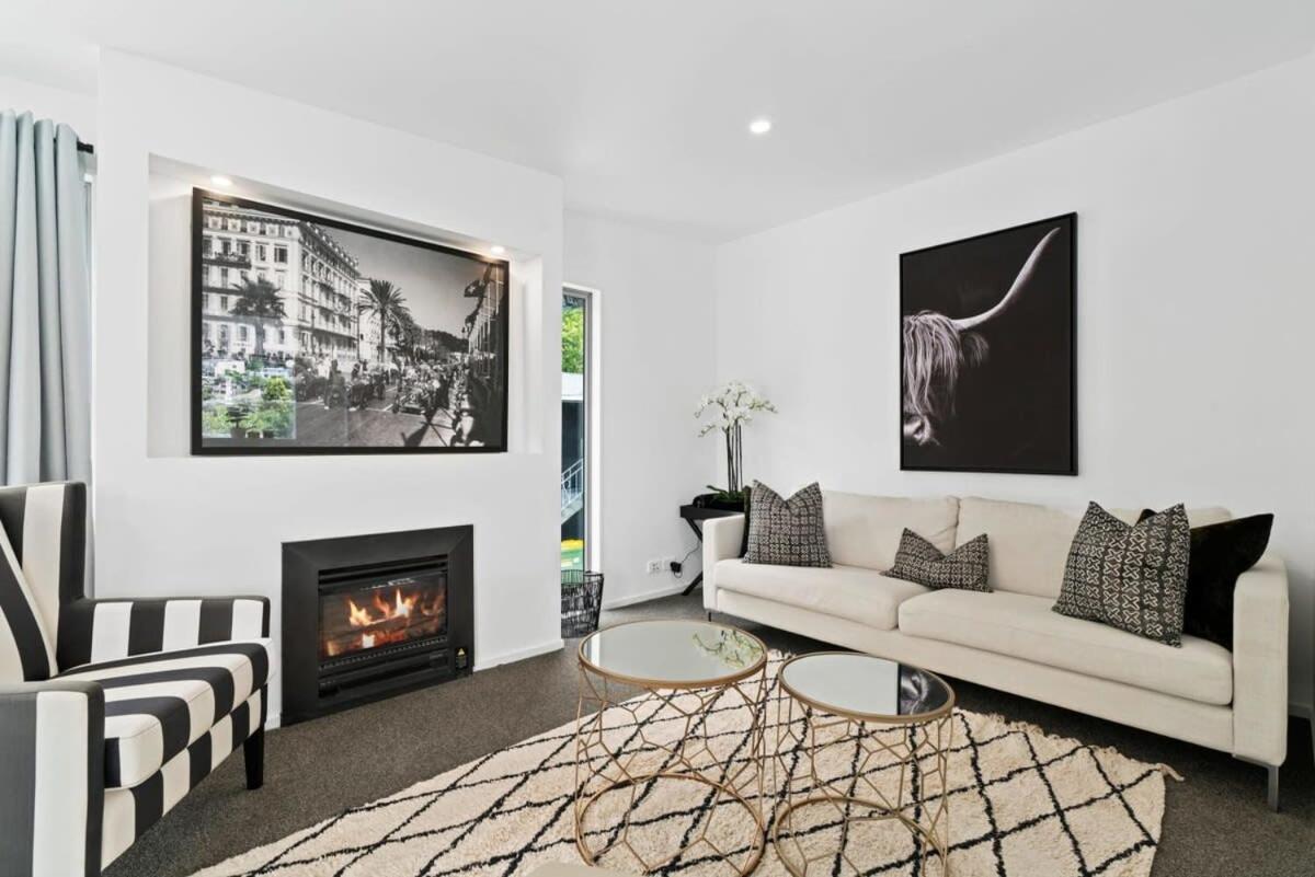 Central Queenstown Luxury ภายนอก รูปภาพ